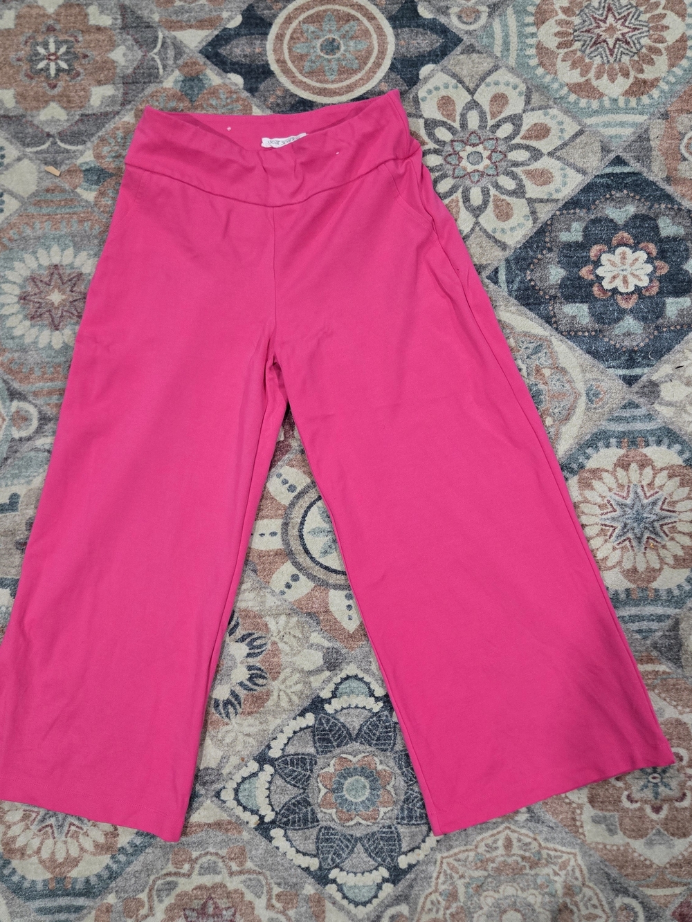 Dear Scarlett Hot Pink Wide Leg Cropped Retro Resort Elevated Corporate Trousers - Picture 7 of 8